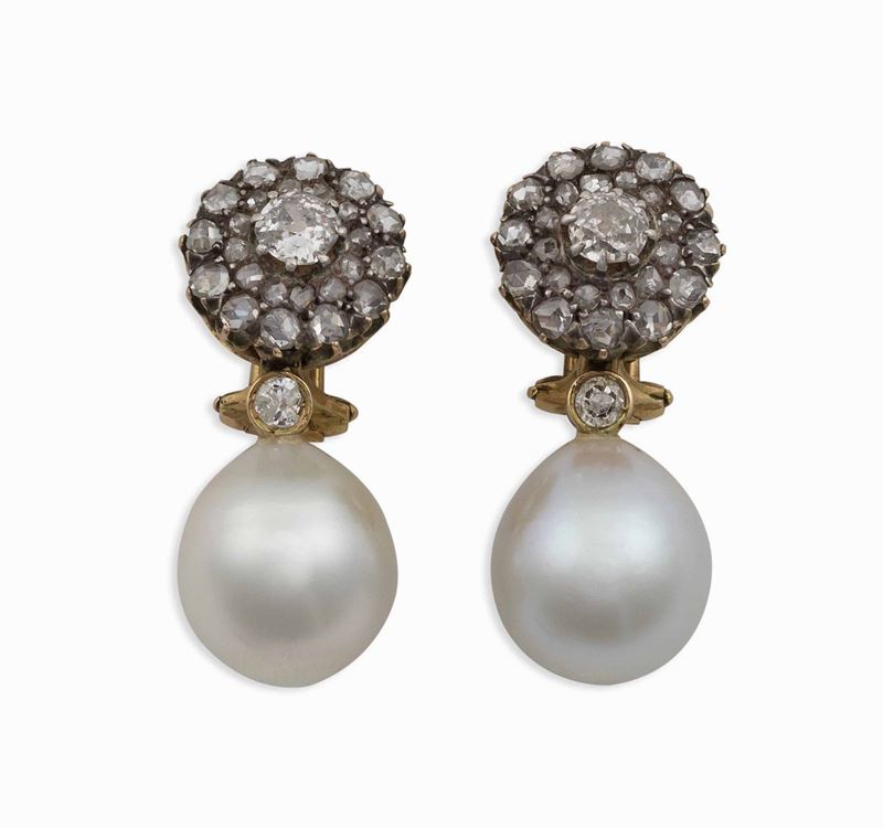 Orecchini pendenti con perle e diamanti di vecchio taglio  - Asta Vintage, Gioielli e Bijoux - Cambi Casa d'Aste