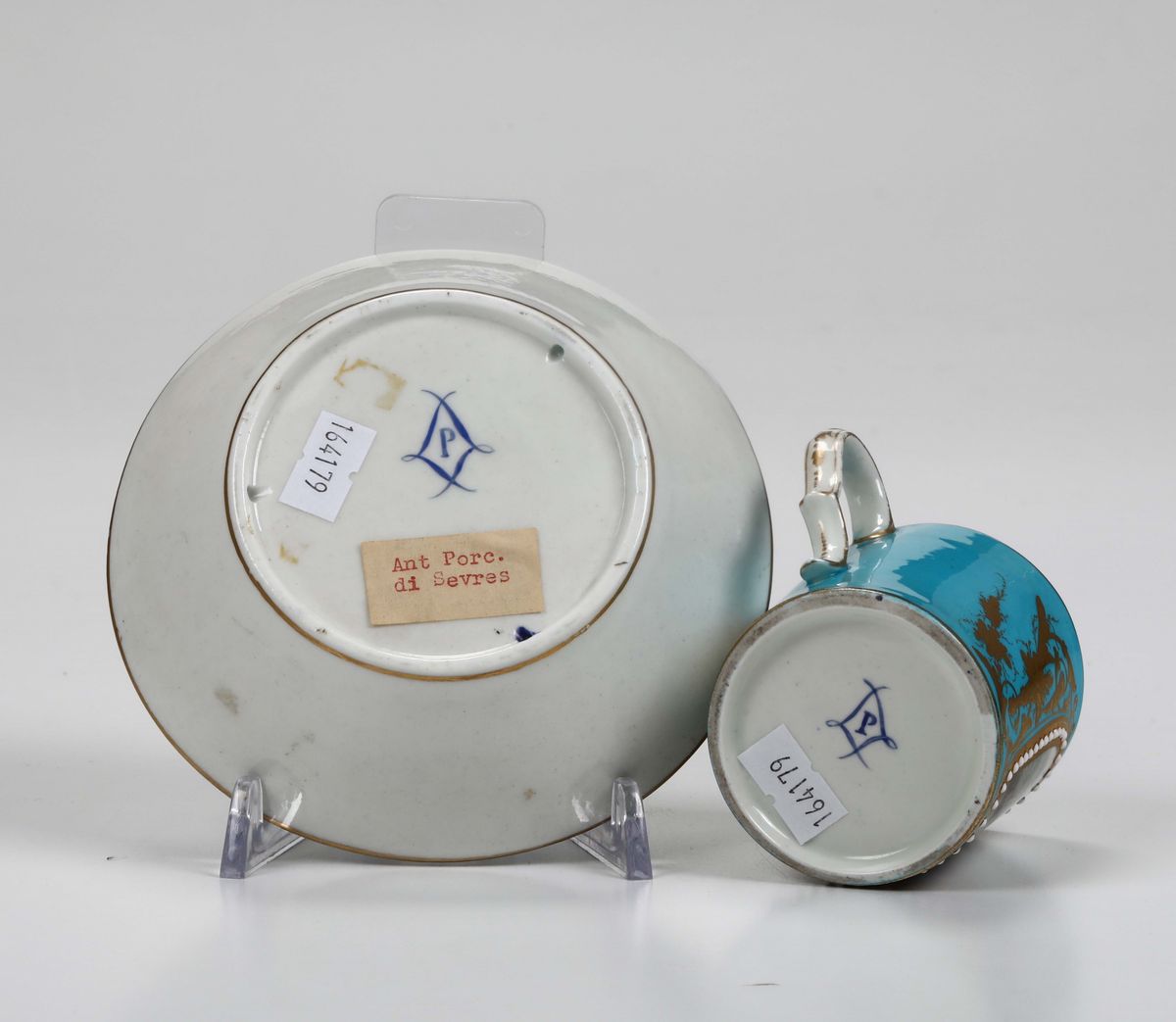 Tazza con Piattino Francia, Pseudo Sèvres, Seconda Metà del XIX Secolo