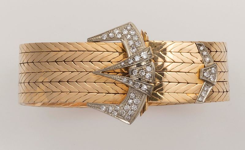 Gold bracelet. Clasp designed as a buckle set with diamonds  - Auction Fine Jewels - II - Cambi Casa d'Aste