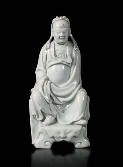 Dignitario Seduto in Porcellana Blanc De Chine, Cina, Dinastia Qing, XIX Secolo