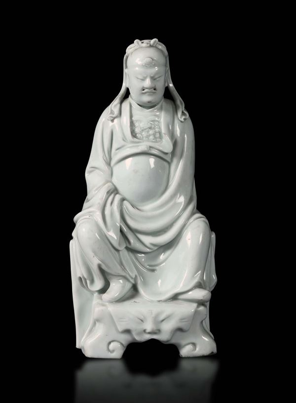 Dignitario seduto in porcellana Blanc de Chine, Cina, Dinastia Qing, XIX secolo