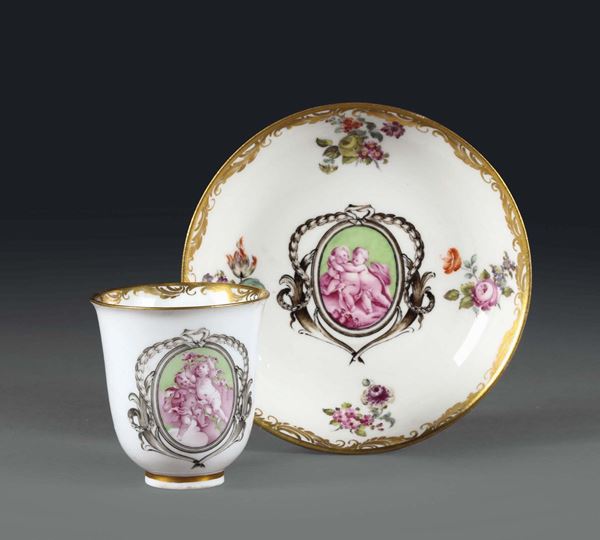 A cup with plate. Wien, 1780 ca.