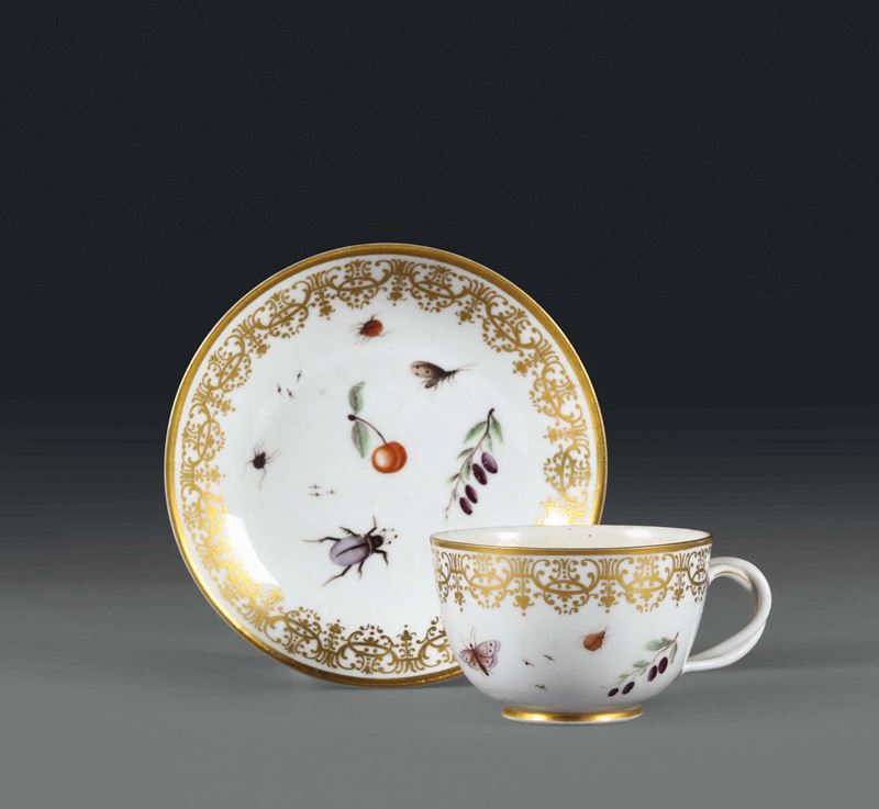 A cup with plate. Doccia, Lorenzo Ginori manufacture, 1760 ca.  - Auction Taste, Furniture and Residences, An Italian Collection - Cambi Casa d'Aste