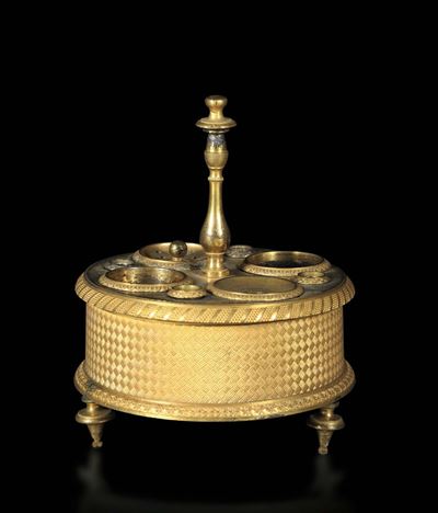 Piccolo Calamaio in Bronzo Dorato Circolare, Francia XIX Secolo