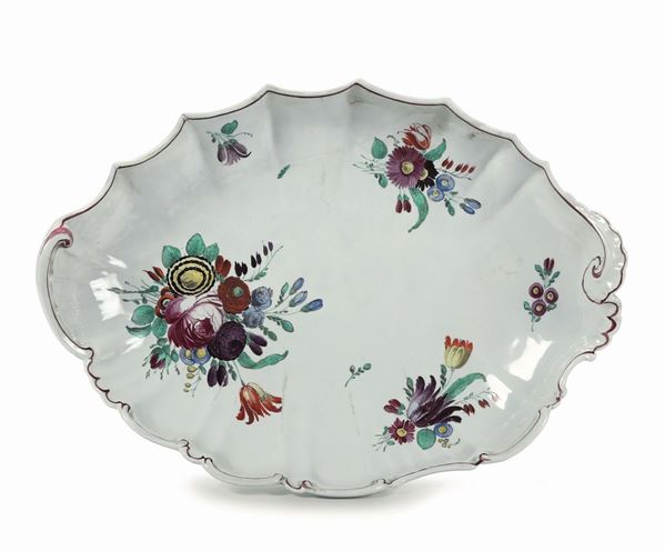A porcelain dish. Doccia, Ginori manufacture, 1780 ca.
