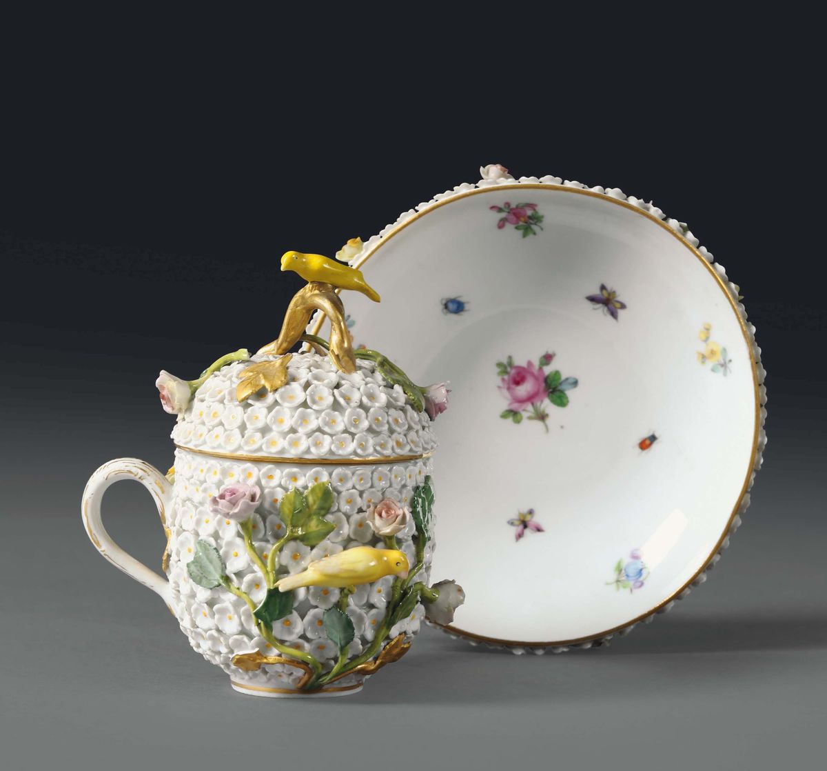Tazza Coperta con Piattino Meissen, XX Secolo