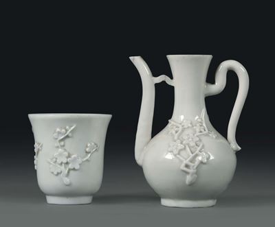 Teiera e Tazzina in Porcellana Blanc De Chine, Cina Dinastia Qing, XVIII Secolo