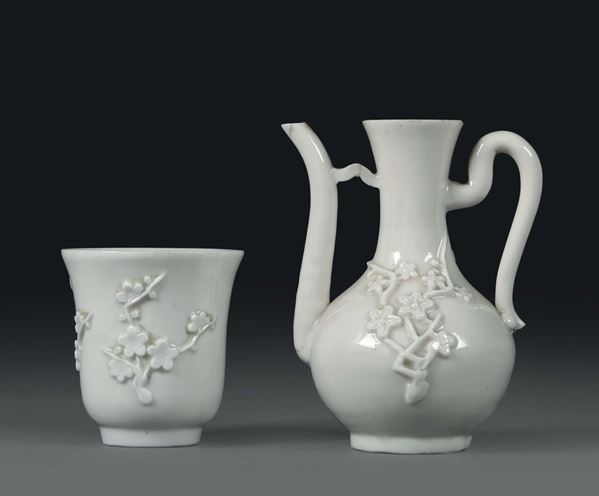 Teiera e tazzina in porcellana Blanc de Chine, Cina dinastia Qing, XVIII secolo