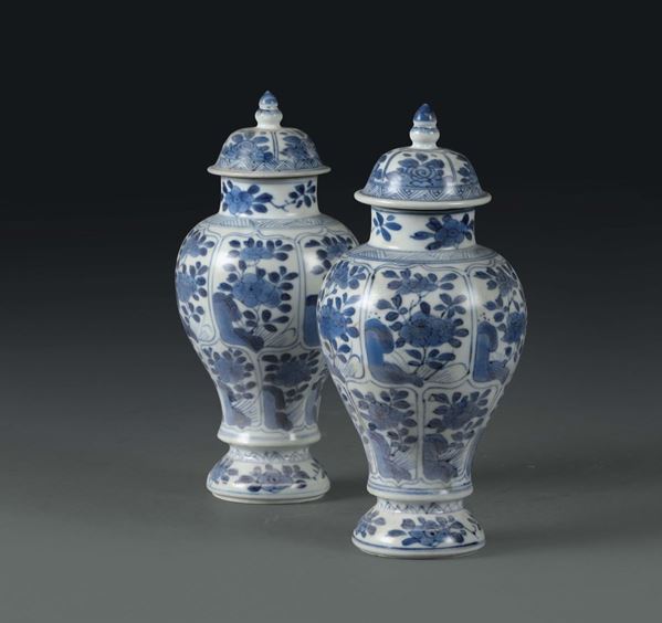 Two potiches in white and blue porcelain, China Qing dynasty, 18th century