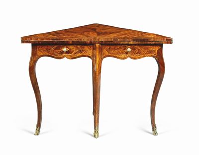 Tavolino da Gioco Luigi XV a Triangolo Apribile, Genova 1760-65 Ca.