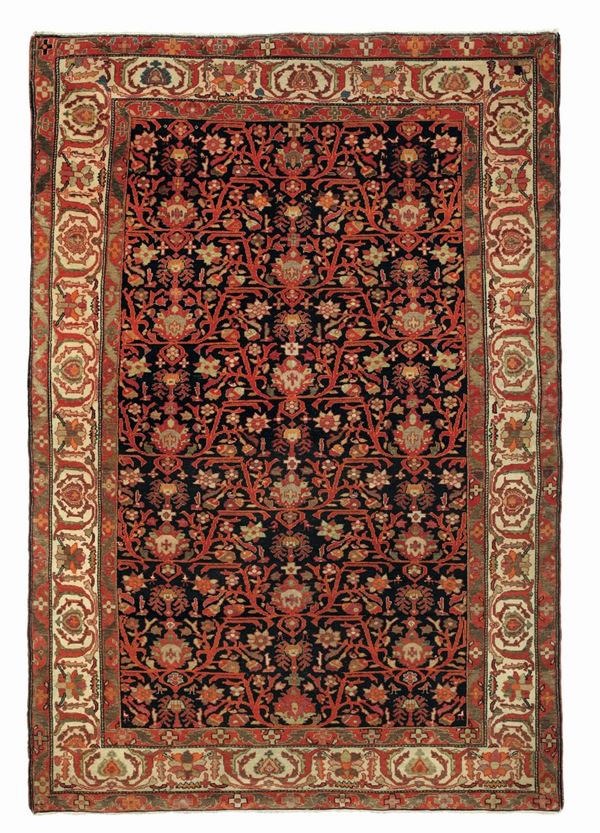 A Saruk Persian carpet, late 19th early 20th century