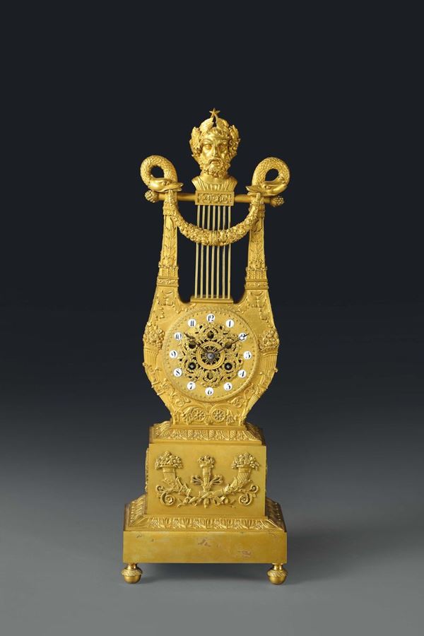 A table pendulum clock in gilt bronze, France 19th century