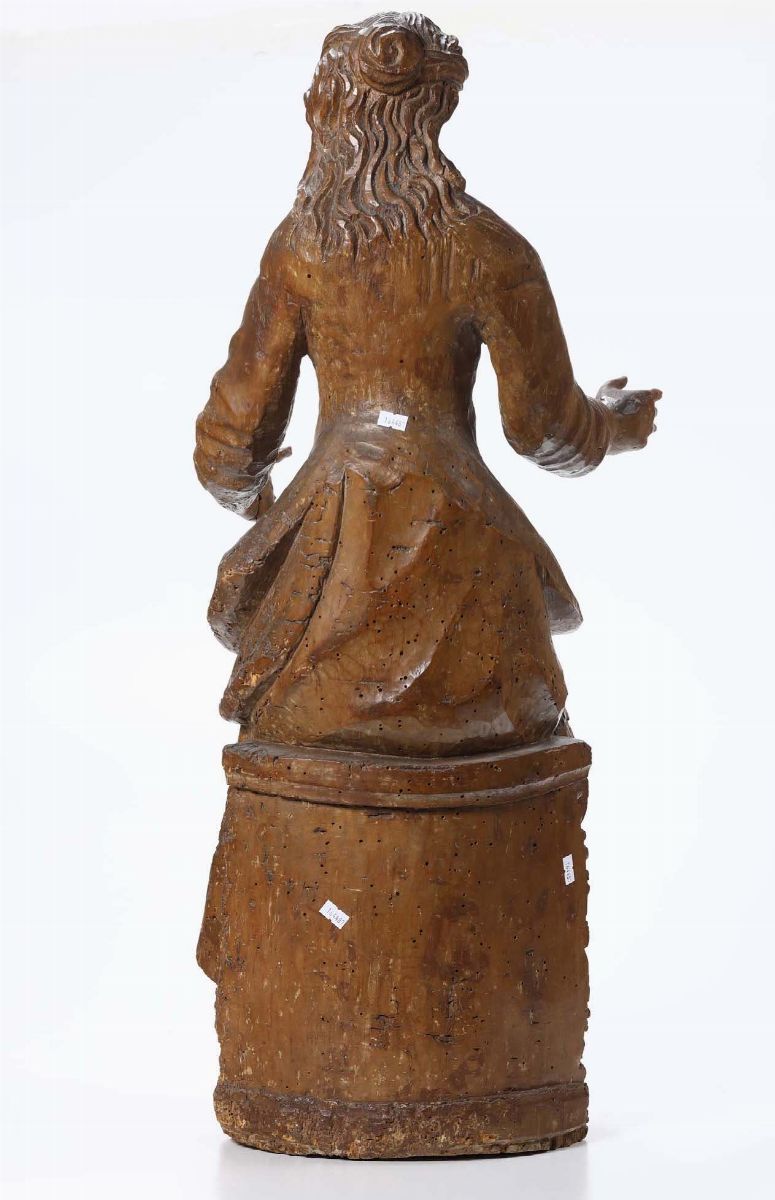 Scultura in Legno Raffigurante Madonna Assisa, Scultore D’oltralpe del XVII Secolo