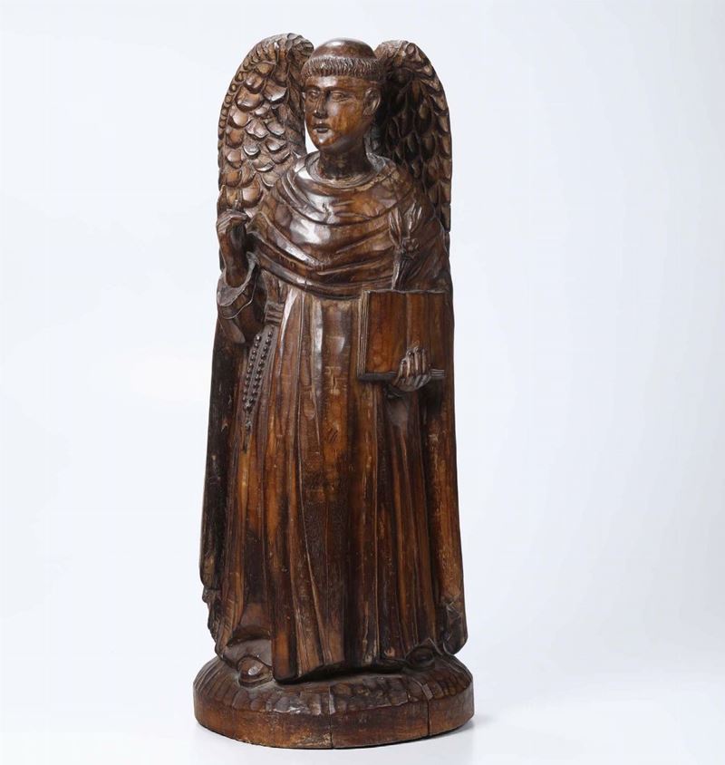 An angel in carved wood, likely from the 15th century  - Auction Sculpture and Works of Art - Time Auction - Cambi Casa d'Aste