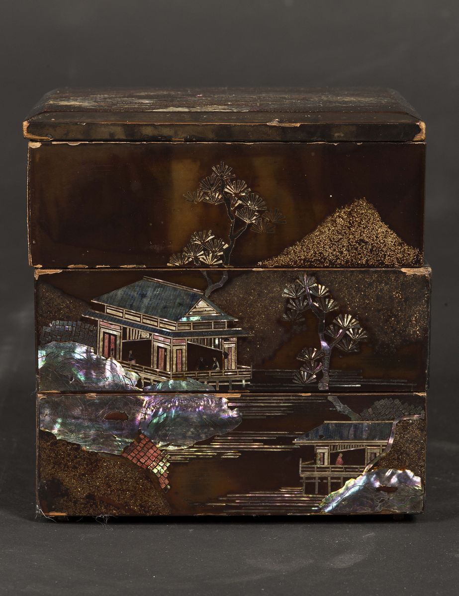 Bento in Legno Laccato con Paesaggi, Cina, Dinastia Qing, XIX Secolo