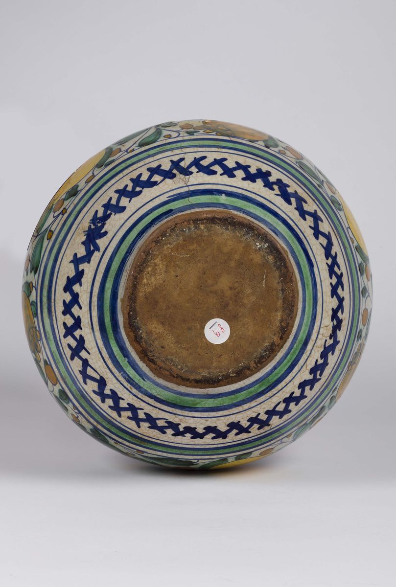 Vaso Globulare ( Boccia da Speziale ) Venezia, Bottega della Metà del XVI Secolo