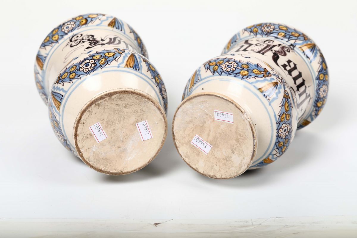 Due Albarelli Bassano, Bottega Manardi della Seconda Metà del XVIII Secolo
