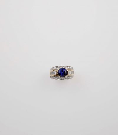 Anello con Zaffiro Sri Lanka di Ct 4,14 e Diamanti