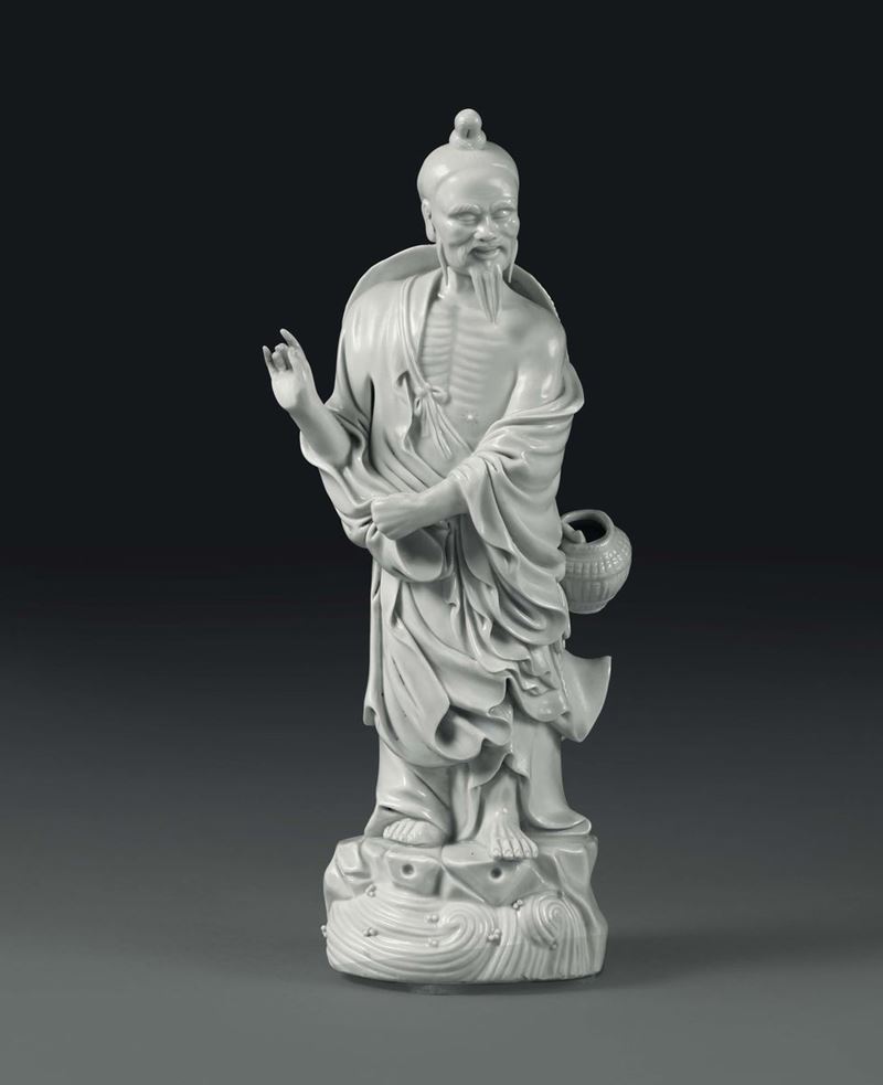 A fisherman in Blanc de Chine porcelain, China, 20th century  - Auction Taste, Furniture and Residences, An Italian Collection - Cambi Casa d'Aste