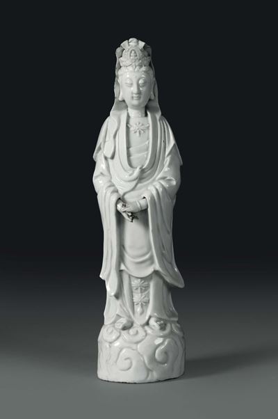 Guanyin in Piedi in Porcellana Blanc De Chine, Cina, Dinastia Qing, XIX Secolo