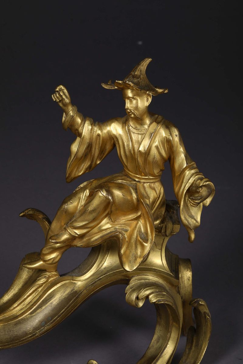 Coppia di Alari in Bronzo Dorato con Cinesini, Francia XVIII o XIX Secolo