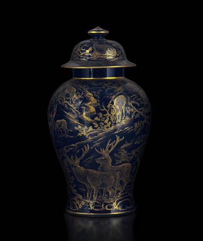 Grande Potiche in Porcellana con Coperchio, Cina Dinastia Qing, XVIII Secolo