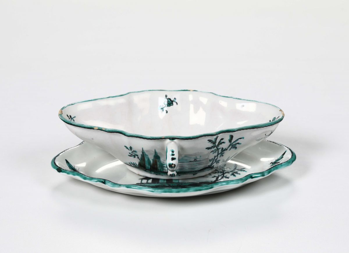 Salsiera con Presentatoio ( Schiffa ) Bologna, Manifattura di G. e L. Finck 1768-1789