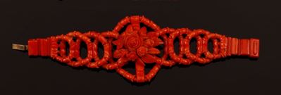Bracciale a Fascia in Corallo Inciso