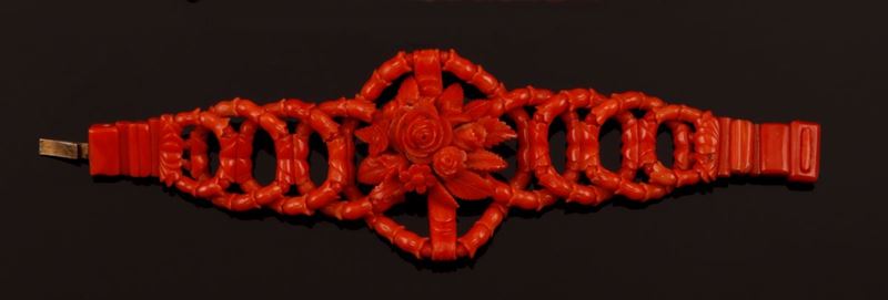 Carved coral bracelet  - Auction Fine Coral Jewels - Cambi Casa d'Aste