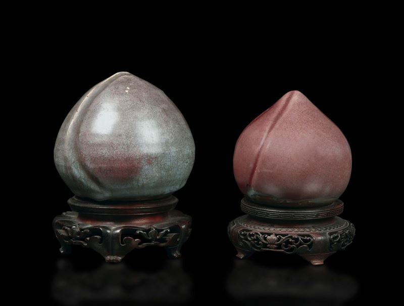 Two blue lavander and rose glazed Jun peaches, China, Ming Dynasty, 16th century  - Auction Fine Chinese Works of Art - Cambi Casa d'Aste