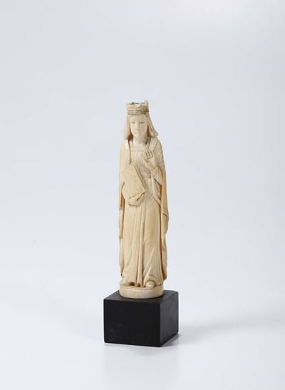 Madonna in Avorio Scolpito in Stile Gotico, Fine XIX Secolo