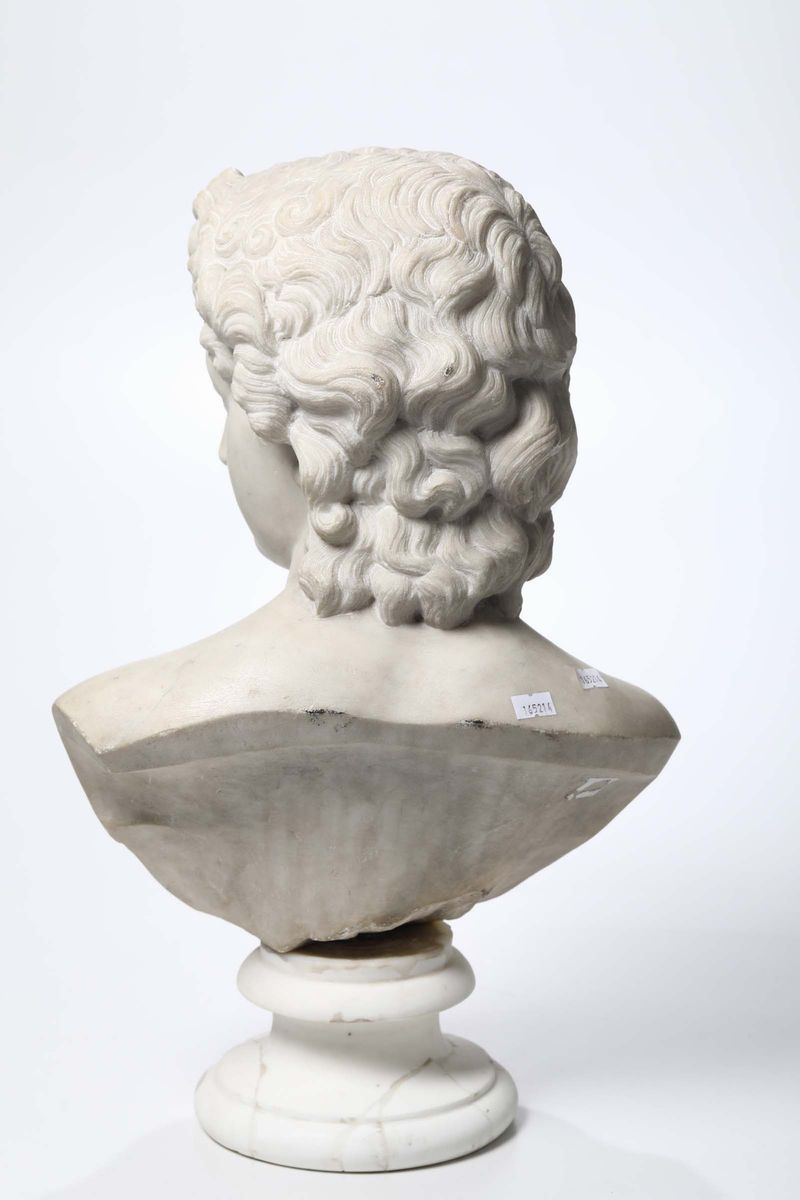 Busto Femminile in Marmo Bianco, Scultore del XVIII-XIX Secolo