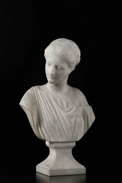 Busto Femminile in Marmo Bianco, XIX Secolo