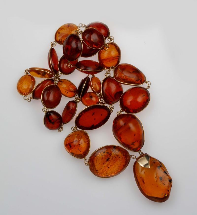 Amber and gold necklace  - Auction Fine Jewels - II - Cambi Casa d'Aste