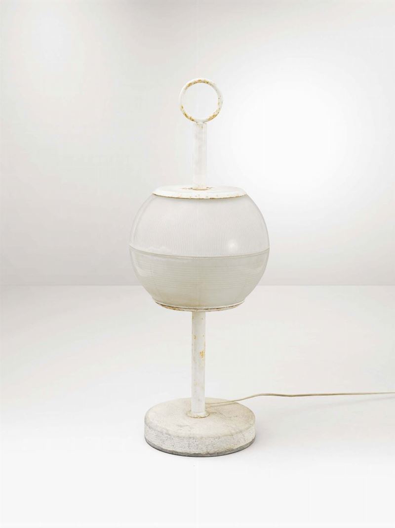 Lampada da esterno con struttura in metallo laccato e diffusore in vetro stampato.  - Auction Design - Cambi Casa d'Aste