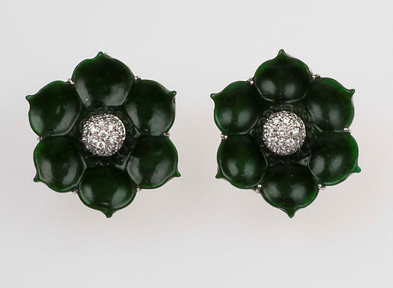 Pair of nephrite and diamond earrings  - Auction Fine Jewels - II - Cambi Casa d'Aste