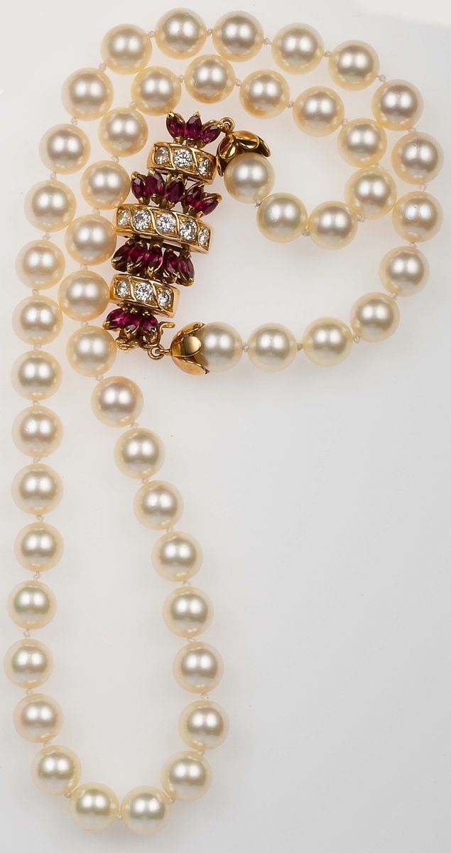 Cultured pearls necklace  - Auction Fine Jewels - II - Cambi Casa d'Aste