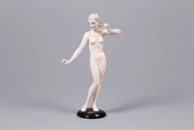 Goldscheider, Vienna, 1938 Canudo Femminile