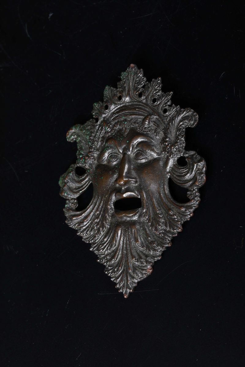 Mascherone in bronzo di gusto rinascimentale  - Asta Antiquariato - Cambi Casa d'Aste