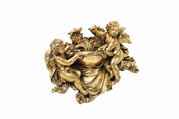 Acquasantiera bronzo dorato putti, XIX secolo