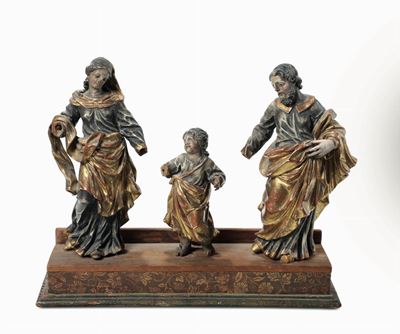 Gruppo in Legno Dipinto, Dorato ed Argentato Raffigurante Sacra Famiglia, Italia o Spagna XVII-XV...