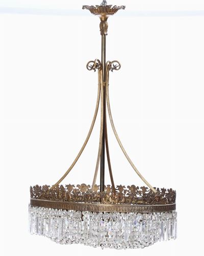 Lampadario in Stile in Bronzo Dorato e Cristalli, XX Secolo