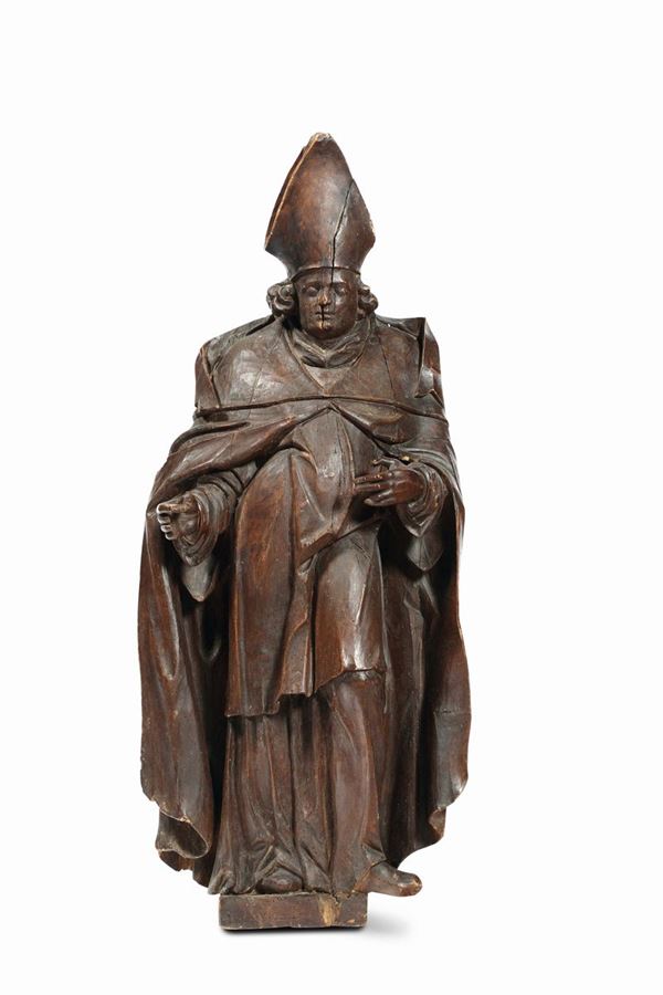 Santo Vescovo in legno scolpito. Scultore bavarese del XVII secolo