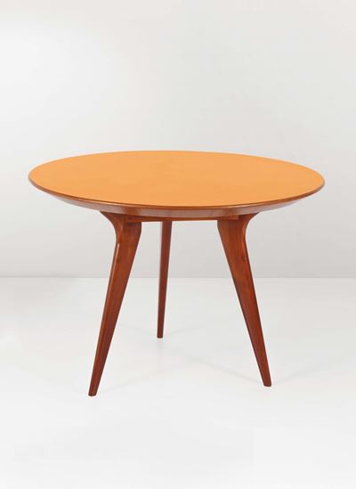 Tavolo con Struttura in Legno e Piano in Laminato Colorato.