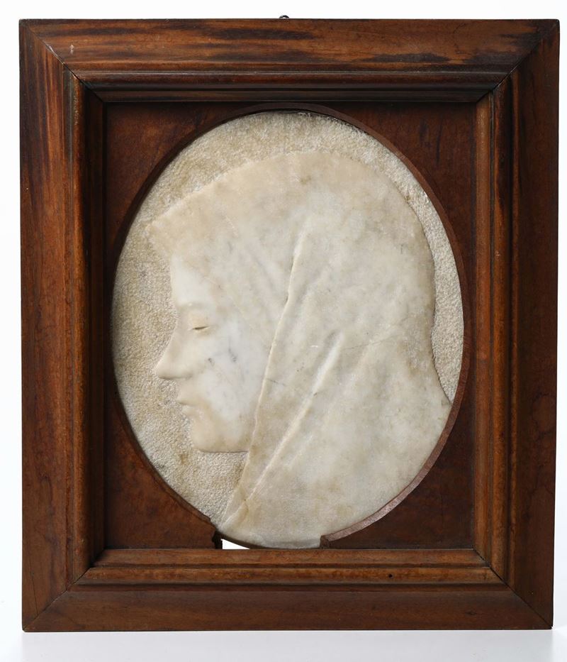 Bassorilievo in marmo raffigurante profilo di Madonna, XIX secolo  - Asta Asta a Tempo antiquariato - II - Cambi Casa d'Aste