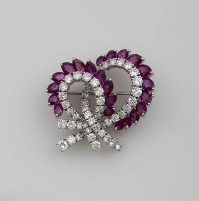 Spilla con Rubini Burma e Diamanti Taglio Brillante