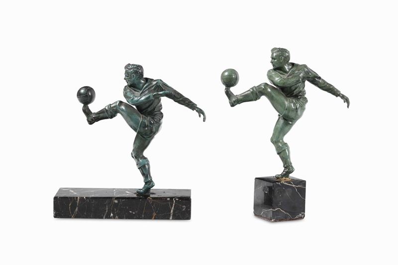 Anonimo del XX secolo Coppia di calciatori  - Auction Sporting Art - Cambi Casa d'Aste