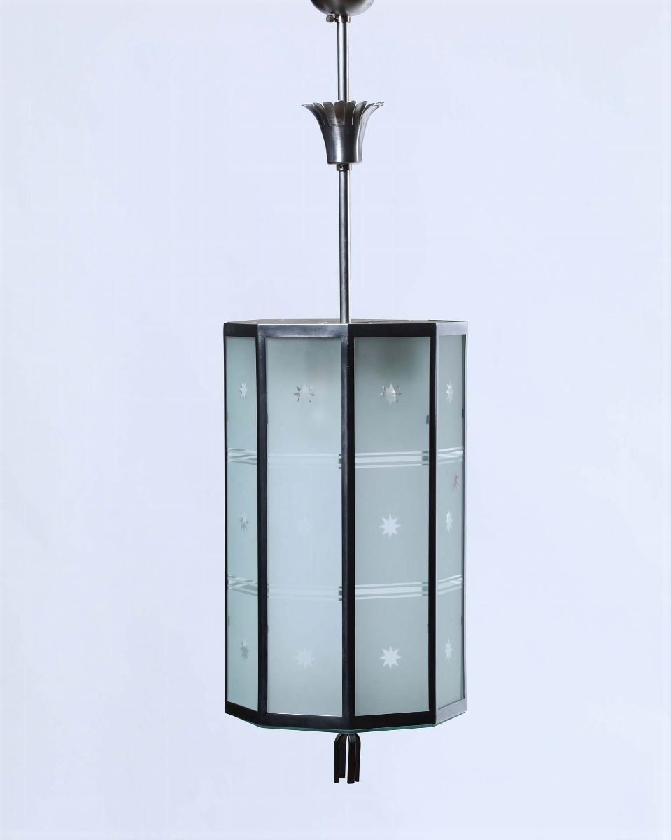Coppia di Lampadari in Cristallo Decorato, XX Secolo