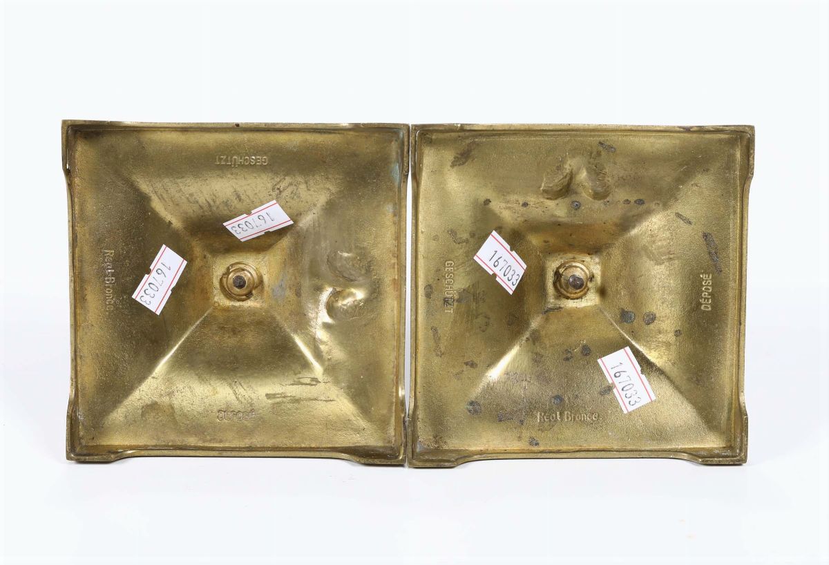 Coppia di Candelieri in Bronzo Marcati Geschutzt, XX Secolo