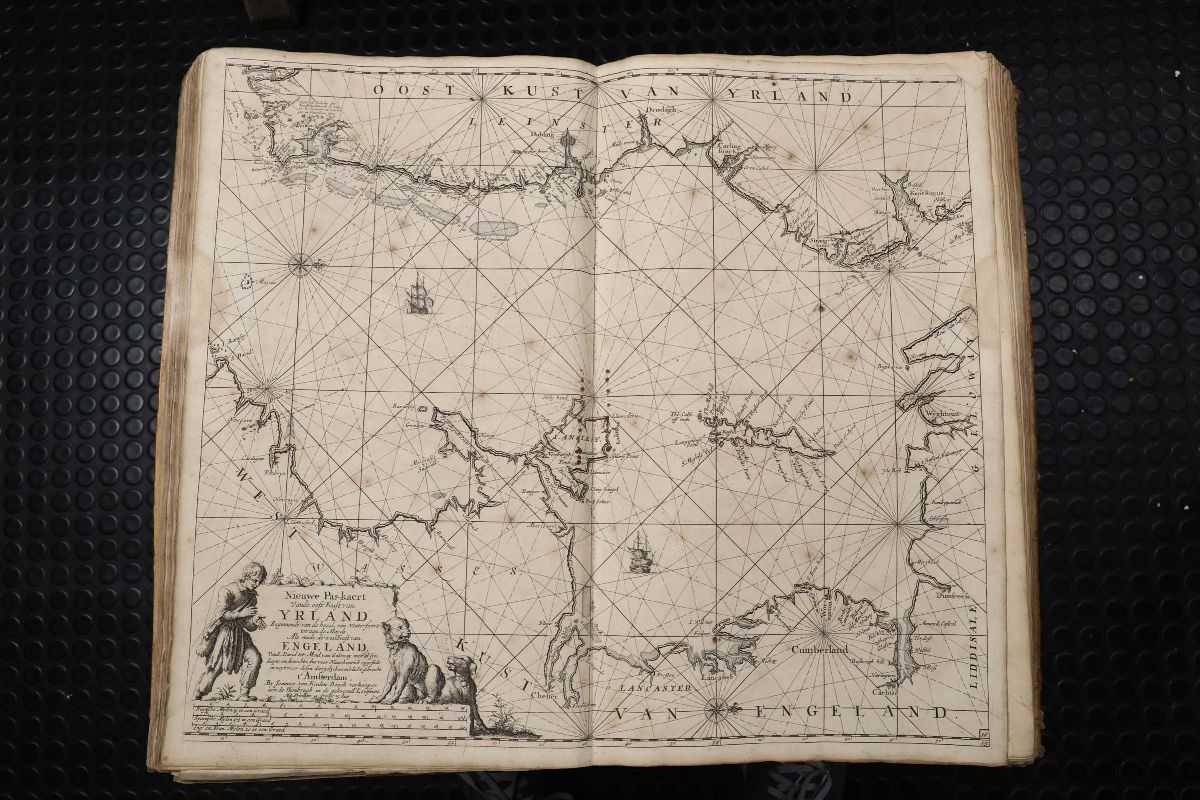 Claes Jansz Vooght - Portolano Olandese dei Mari del Nord e del Mediterraneo.de Nieuwe Groote Lic...